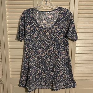 LuLaRoe Geometric Top